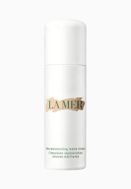 L'Emulsion Régénération Intense Matifiante La Mer Hydrate rapidement et durablement pas cher