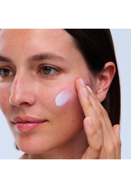 UV Plus Skin Barrier Clarins Ecran Quotidien Multi-Protection SPF50+ et Anti-Pollution pas cher