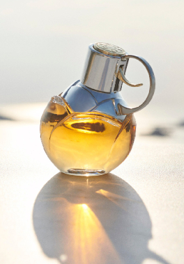 Wanted Girl  Azzaro Eau de Parfum pas cher