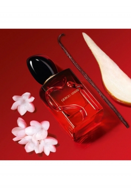 Sì Passione Intense Armani Eau de Parfum pas cher